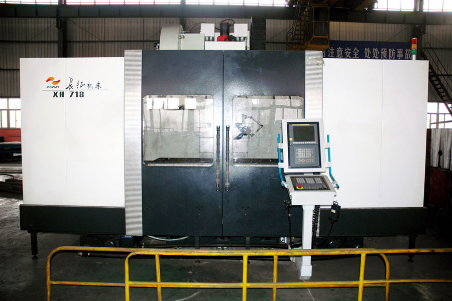 Vertical machining center