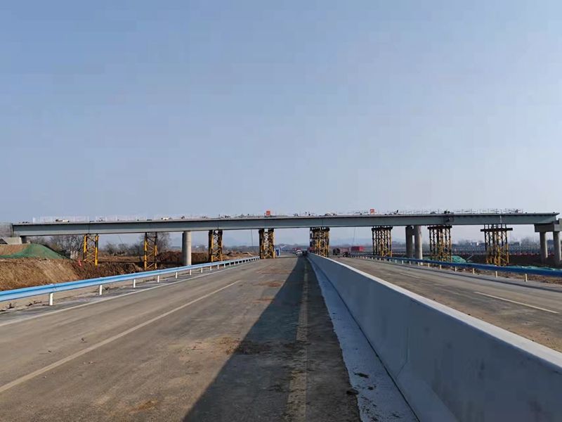 Steel box girder project of Yongxing interchange main line bridge of Shangluo Expressway Section 6 of China Railway 10th Bureau (3453t)